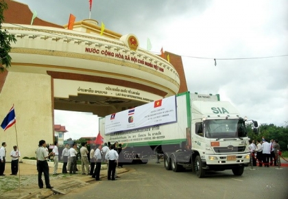 Tạm nhập tái xuất